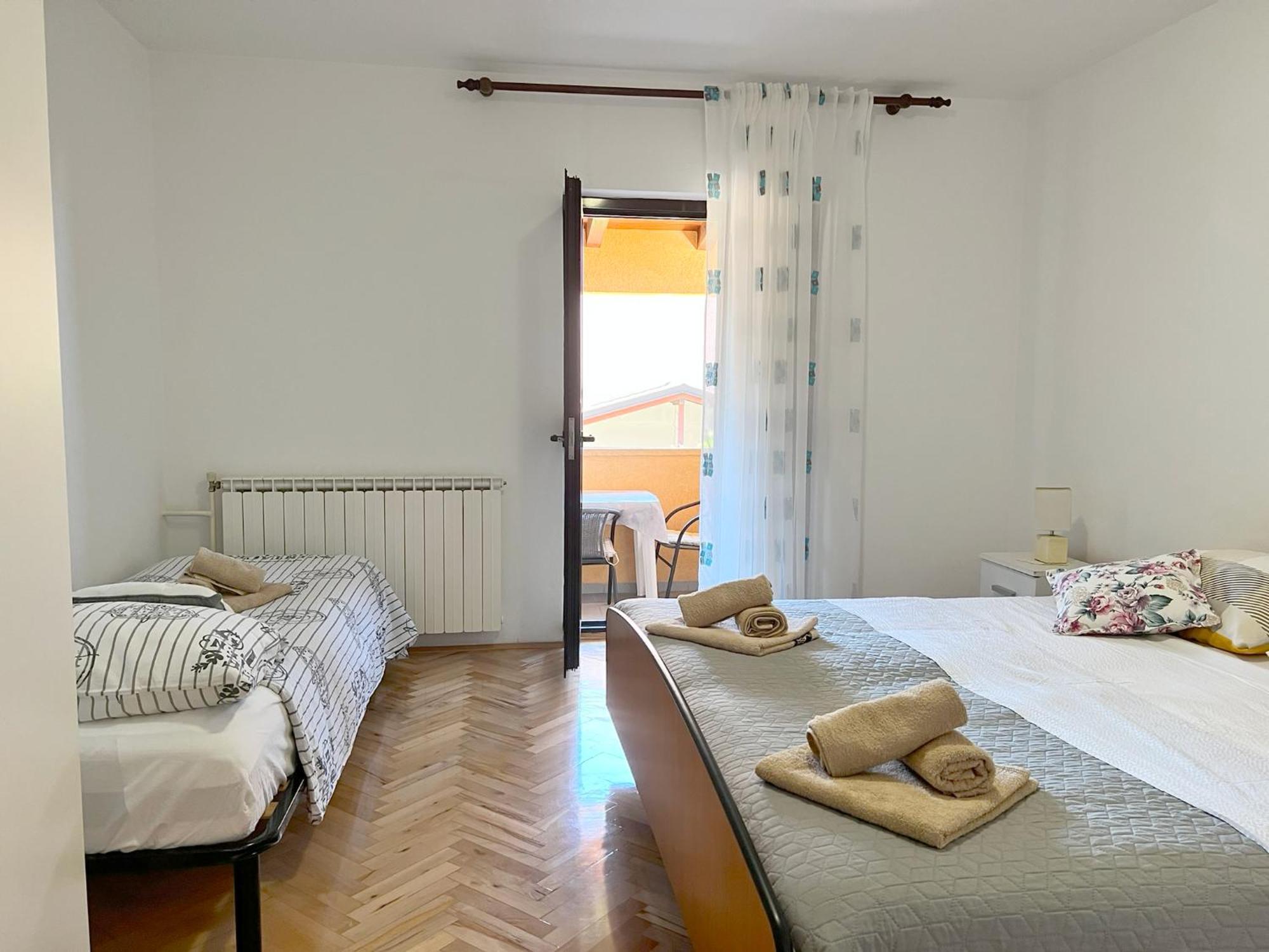 Apartments Ares Ровінь Екстер'єр фото
